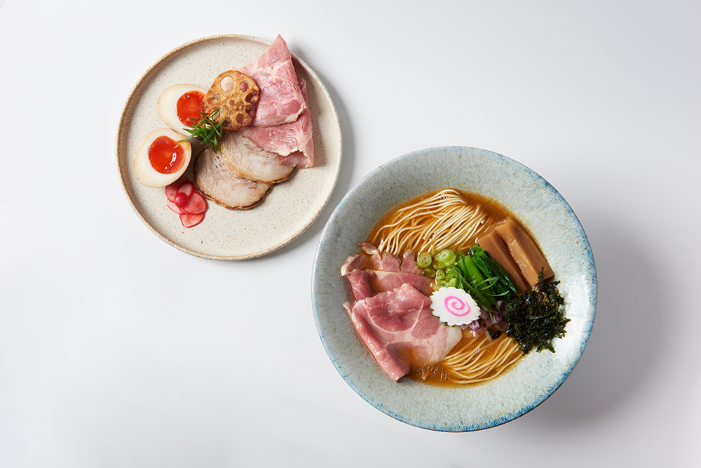 【特製】芳醇焼きあごだし中華そば